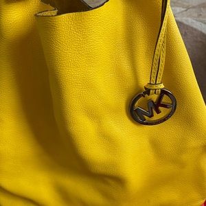 Sold 💣 Yellow Michael Kors purse